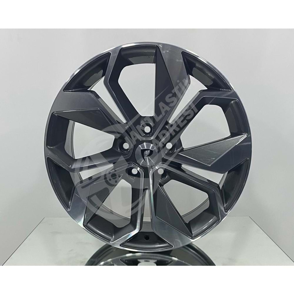 7.5X18 PCD 5X114.3 BK-5168 Gun Metal Diamond ET45 66.1