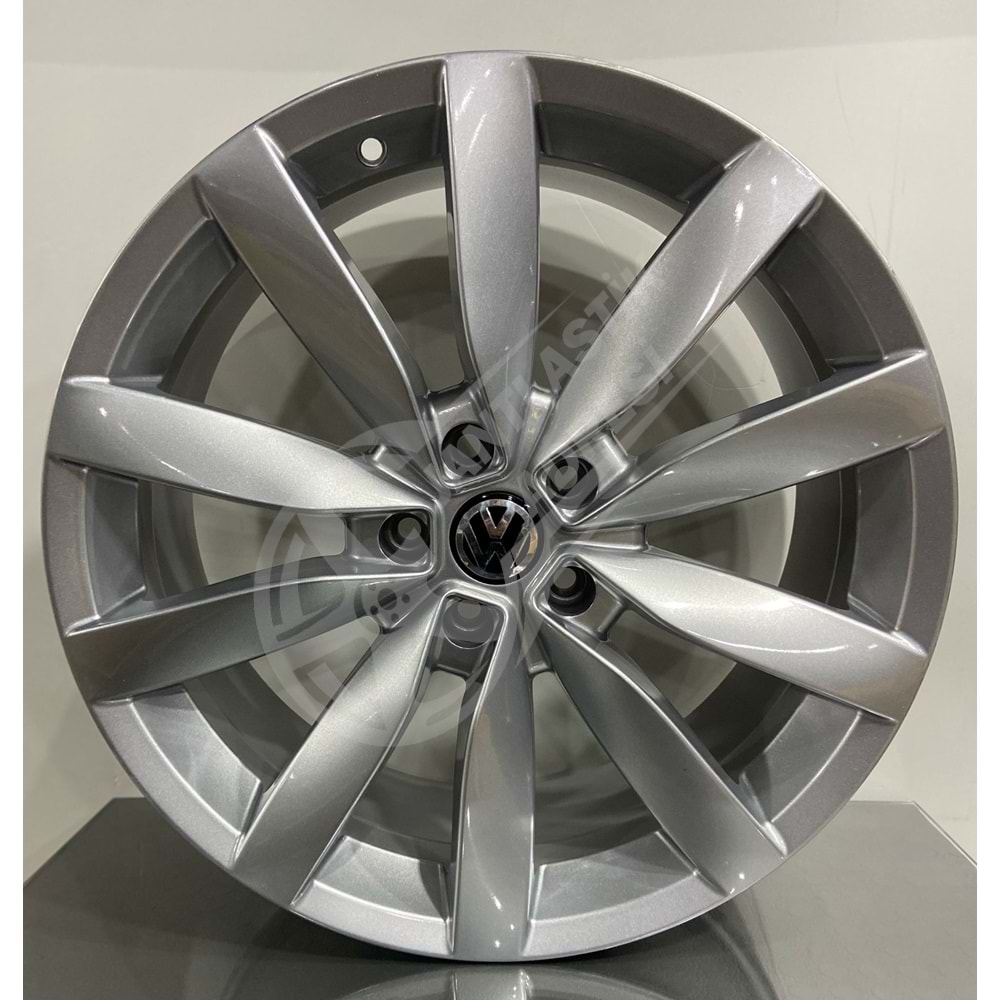 8.5X19 PCD 5X112 ELT-392 Silver Lugano ET40 57.6