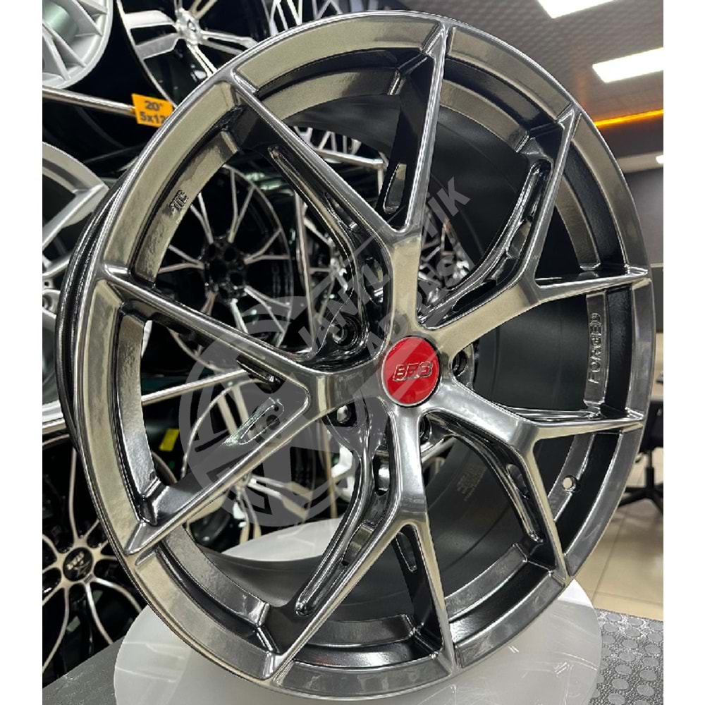 18X8,5 JANT R1W 5423 5X100 ET40 67,1 HYPER BLACK