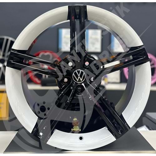 8.0X18 PCD 5X112 RC-1186 Black White Taycan ET40 73.1