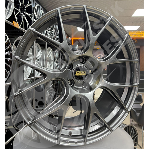 8.0X18 PCD 5X100 R1W-ZRV7 Hyper Black ET38 67.1